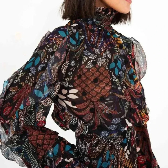 FARM Rio Delicate Forest Smocked Mini Dress Small Floral Embroidered Boho Chic - Picture 2 of 16